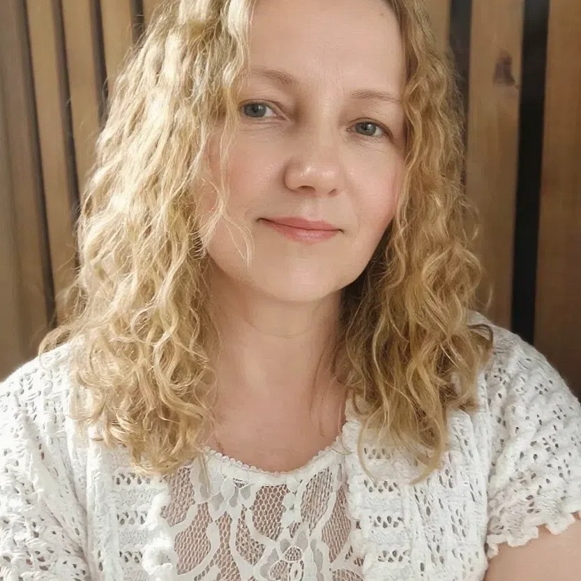 Елена Корвин 2