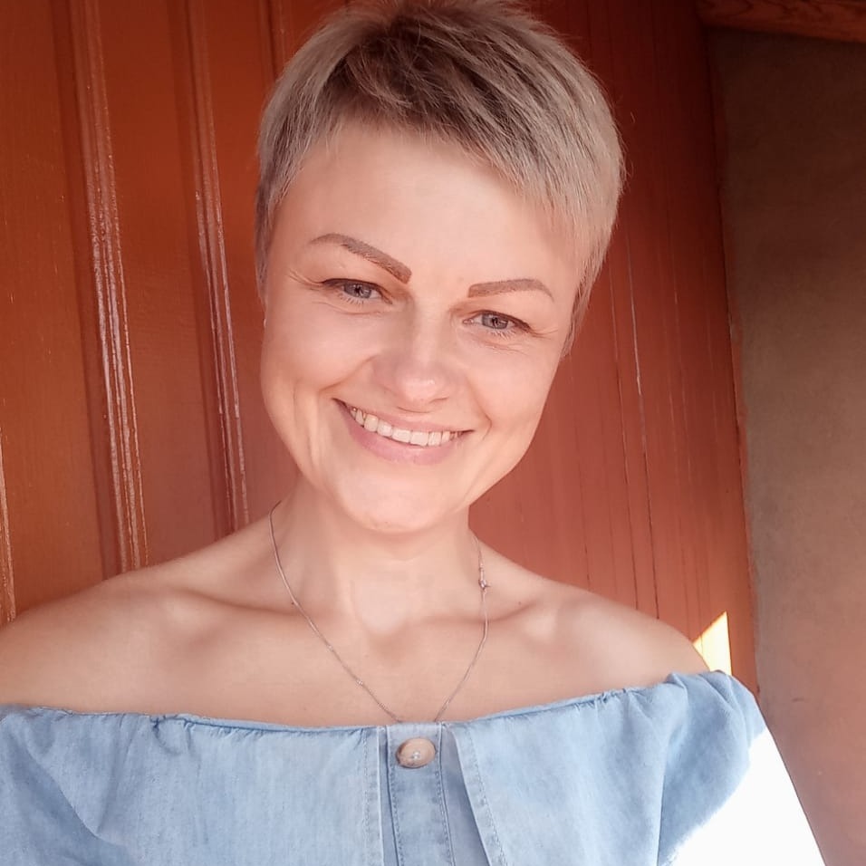 Елена Манько ( Поэтова )