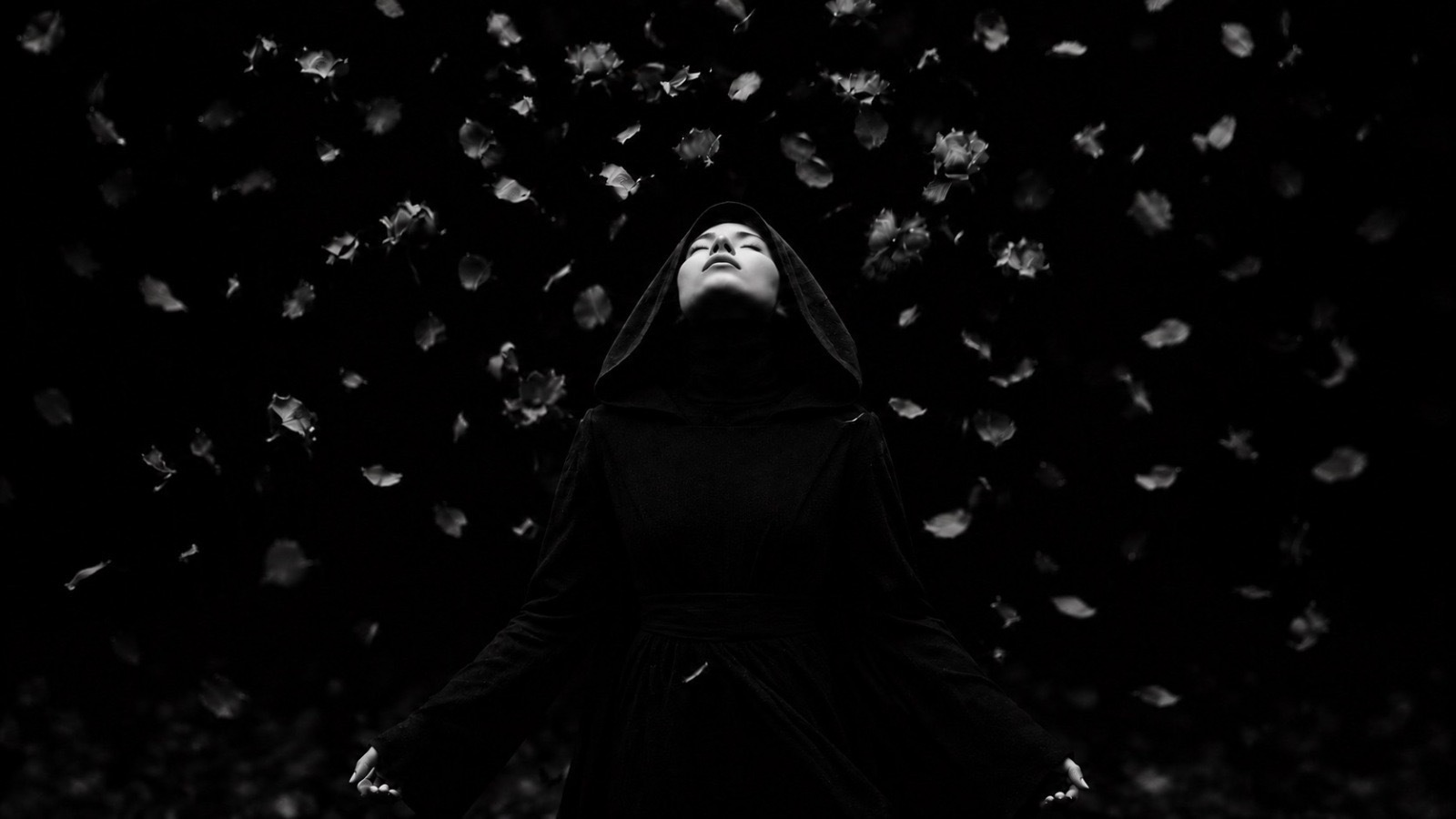 inpearls-image-jppkf17t2srqaDWRHtJ