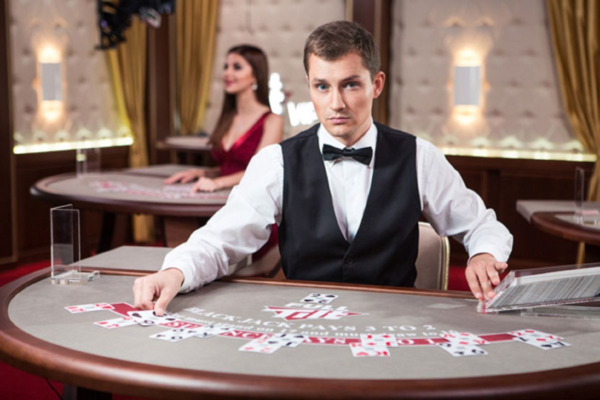 Как выиграть крупье в казино в чатах открывается окно казино