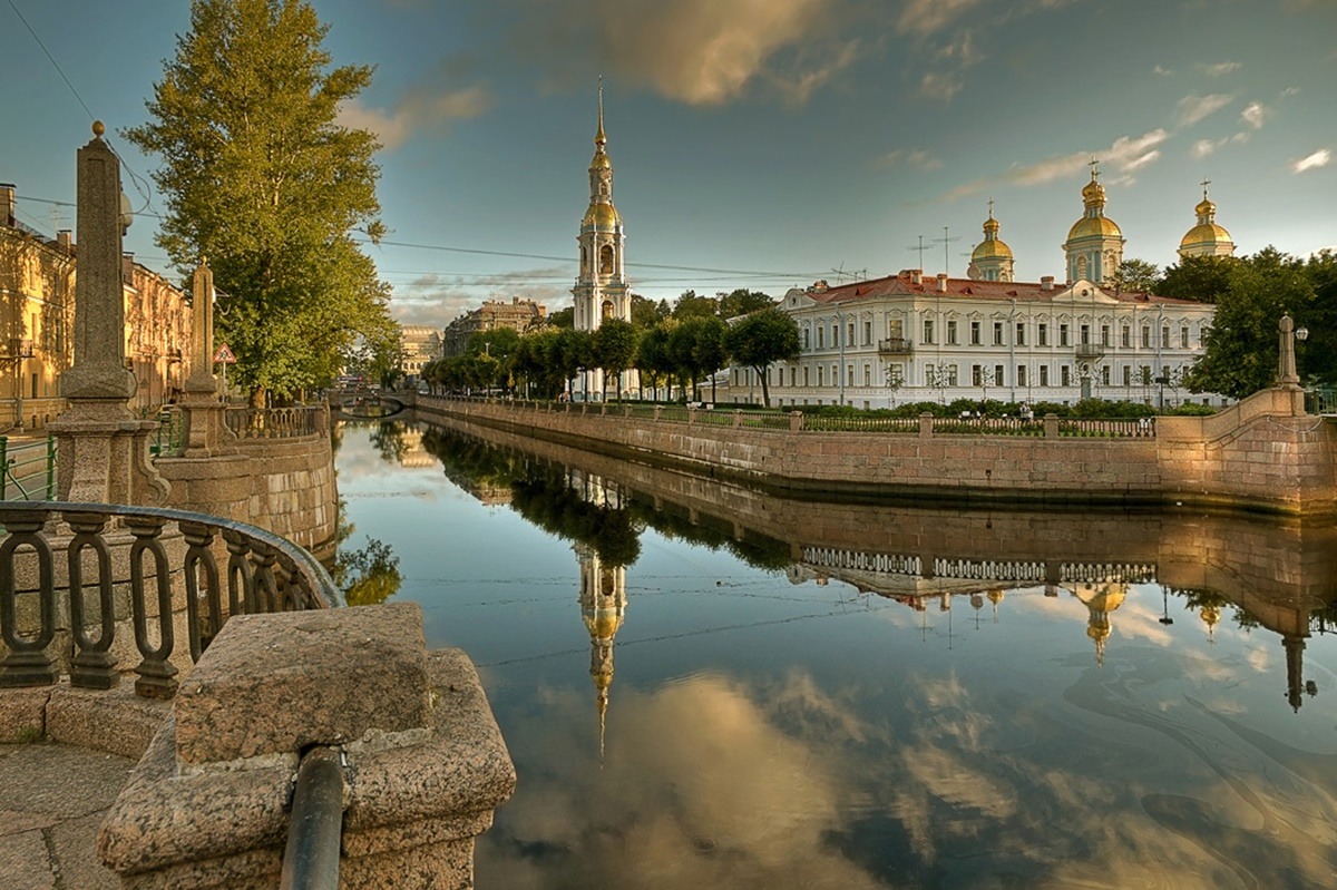 Пейзажи петербурга. Пейзаж Санкт-Петербурга. Красивые пейзажи Петербурга. Красивые питерские пейзажи. Красивые городские пейзажи России.