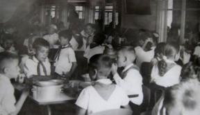 1924498-2983